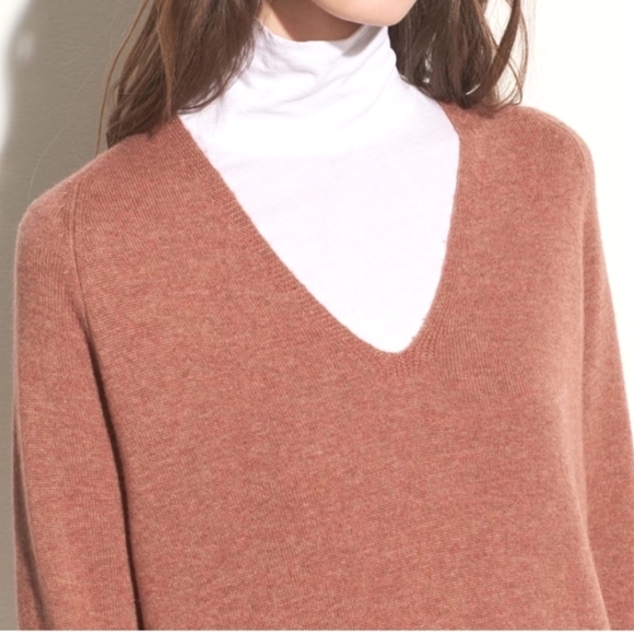 VINCE WOMENS SWEATER/ TUNIC/ DRESS 70% WOOL 30% CASHMERE SIZE SP DARK PINK COLOR - Picture 12 of 14